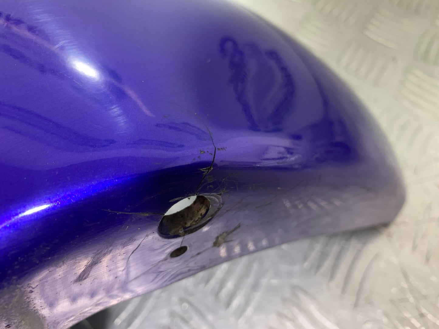 TRIUMPH TROPHY 900 FRONT MUDGUARD  YEAR 1991-95 (CMB1251)