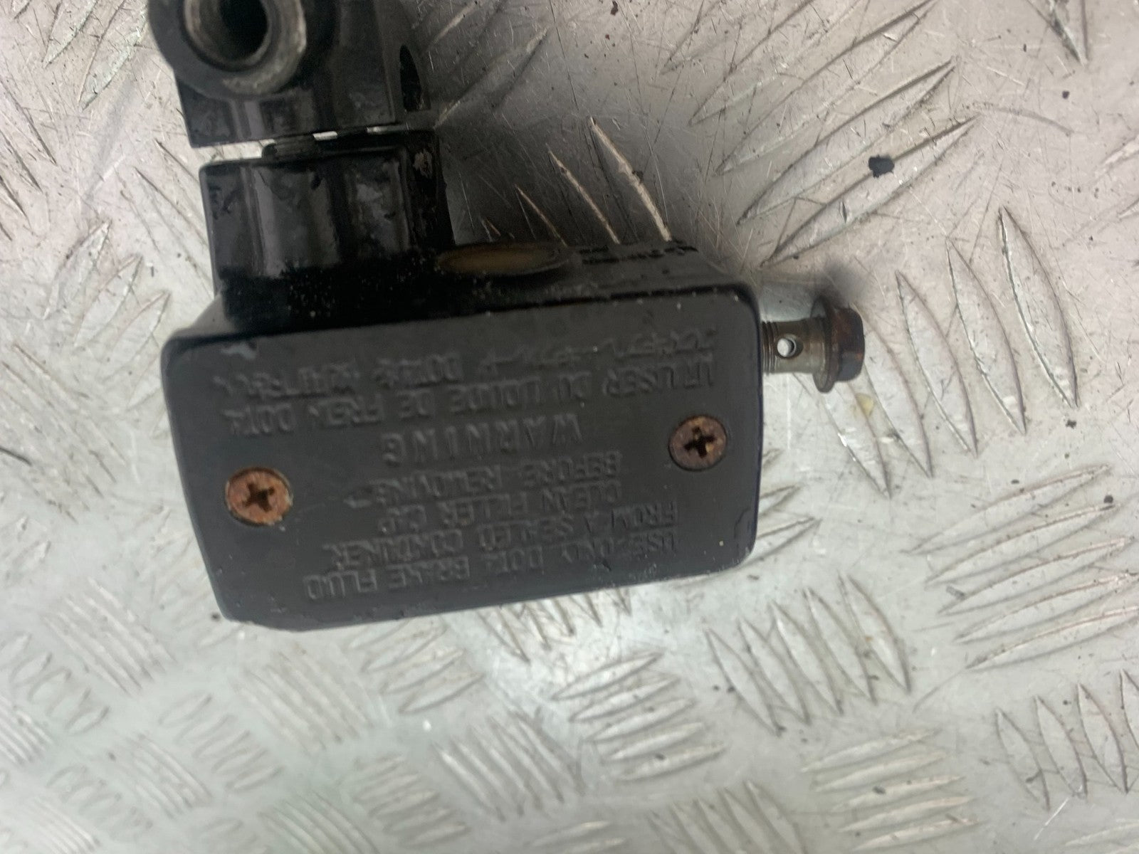SUZUKI GSX750 INAZUMA FRONT MASTER CYLINDER  YEAR 1998-2003 (CMB1308)