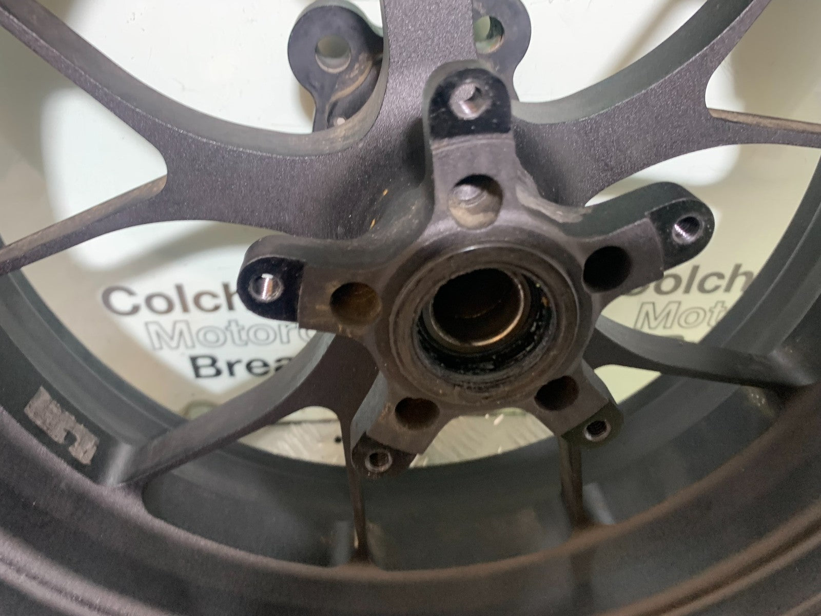 APRILIA RSV4 FACTORY REAR WHEEL  YEAR 2009-2012 (CMB1224)