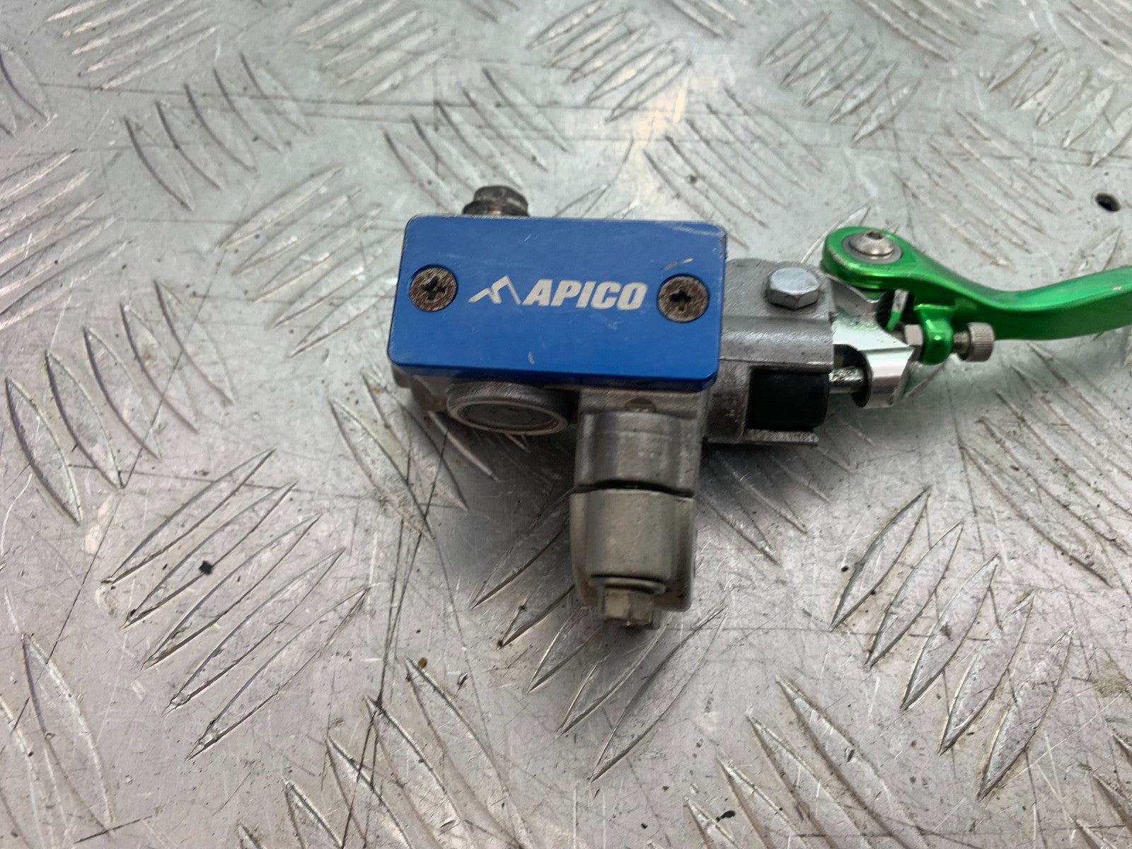KAWASAKI KXF450 KXF 450 FRONT BRAKE MASTER CYLINDER   YEAR 2013 CMB1217)