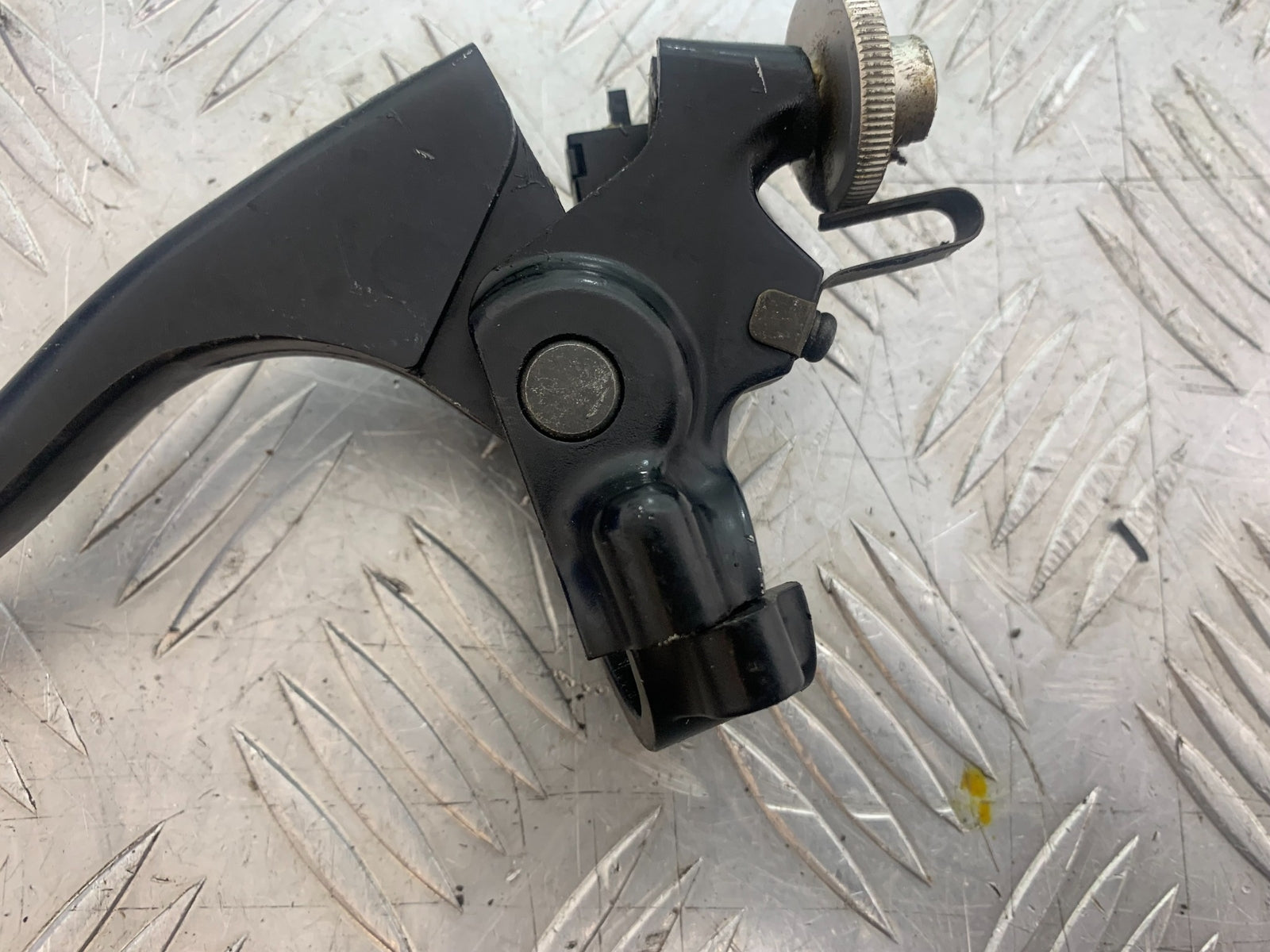 KAWASAKI ZX6R ZX6 R P7F P8F CLUTCH LEVER AND BRACKET YEAR 2007-08 (CMB1165)