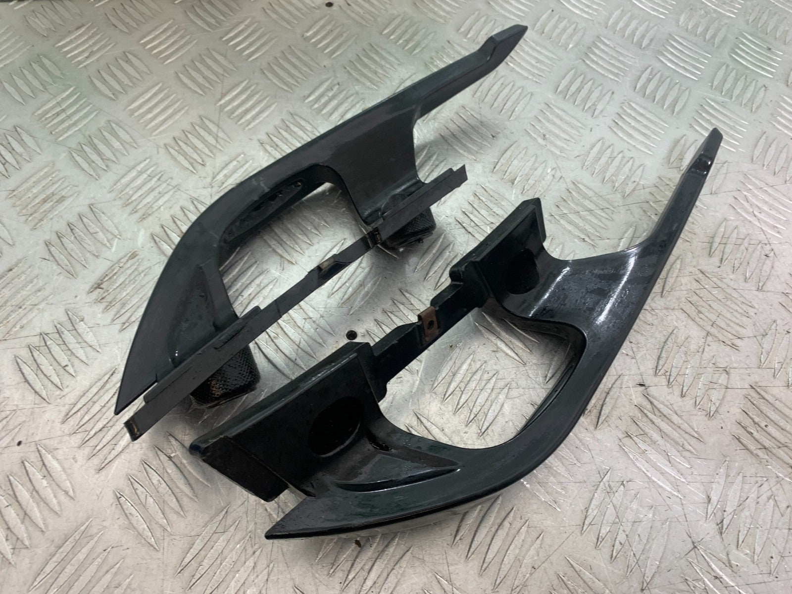NECO ALEXONE 125 GRAB RAILS  YEAR 2016-2022  (CMB1273)