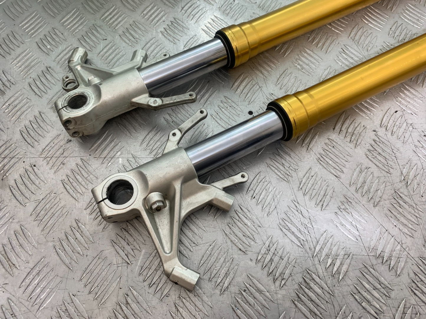 APRILIA TUONO 1000 V4R FORKS   YEAR 2011-13  (CMB1331)