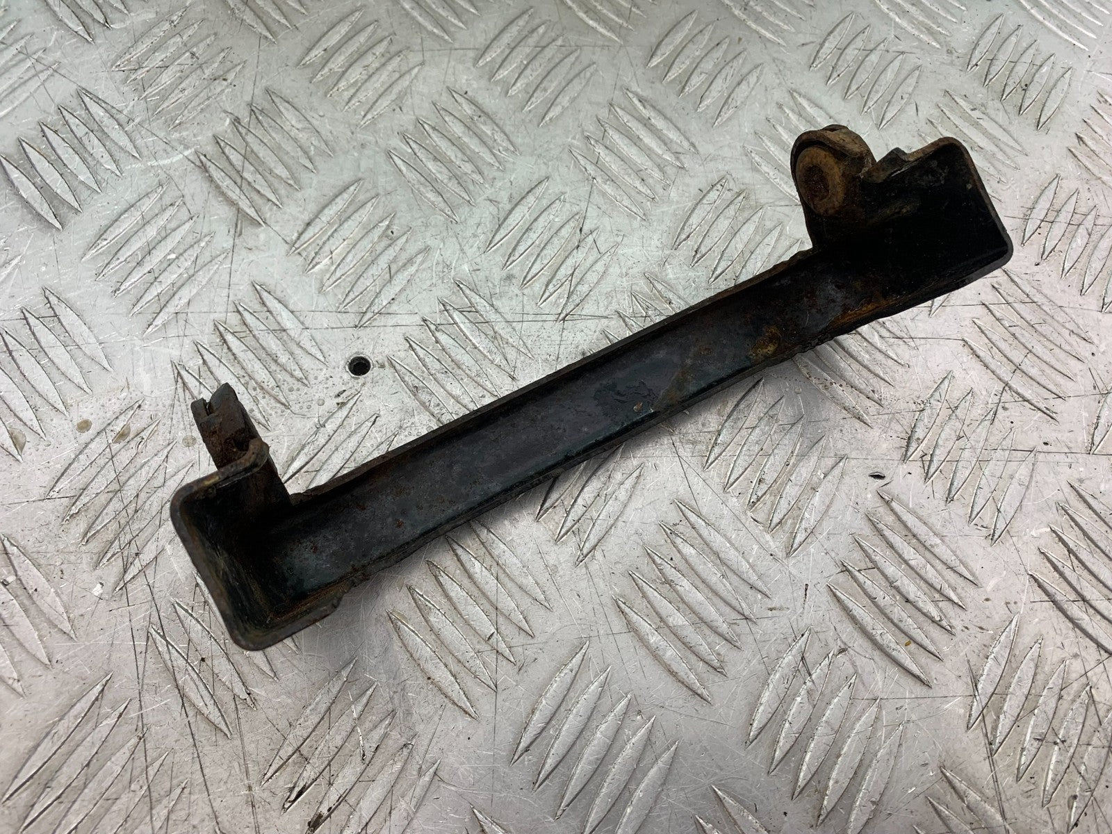 KAWASAKI KLR250 KLR 250 REAR SUBFRAME  BRACKET  YEAR 1984-2001 (CMB1225)