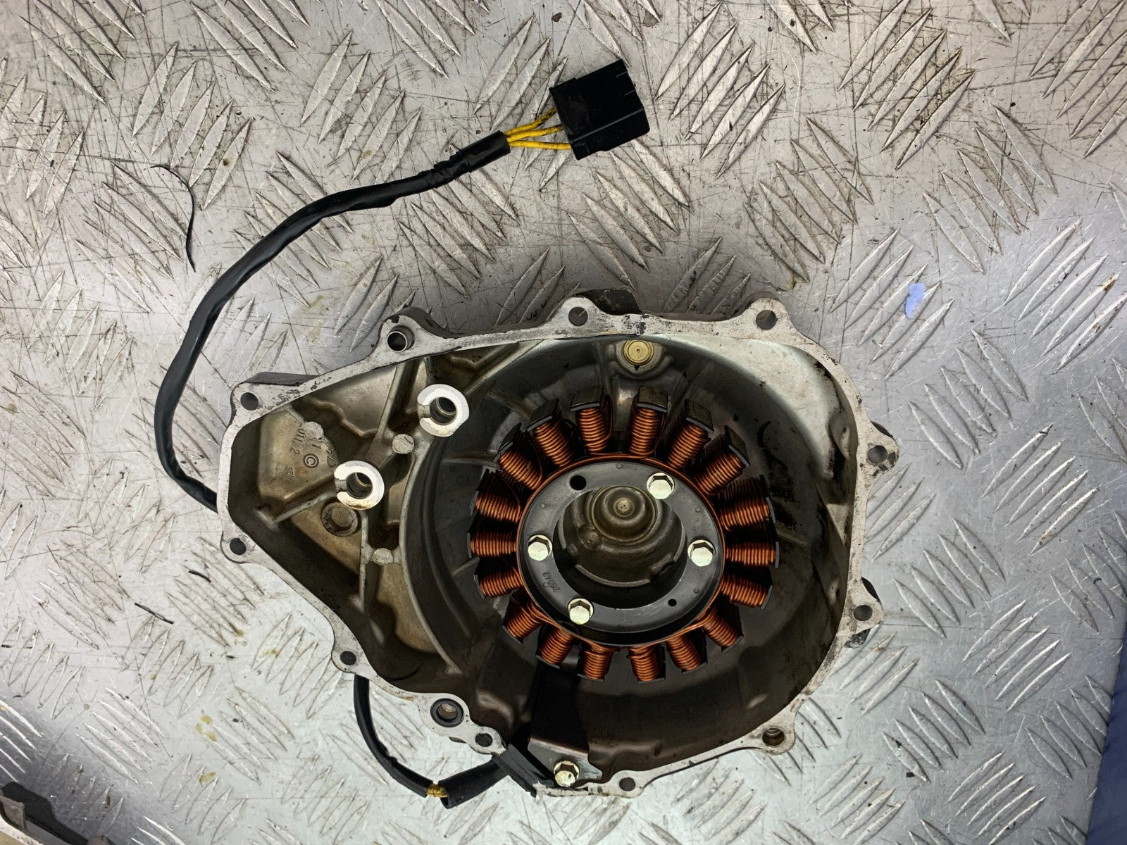 HONDA NC700 X GENERATOR AND COVER  MOTOR  YEAR 2012-2014 (CMB1327)