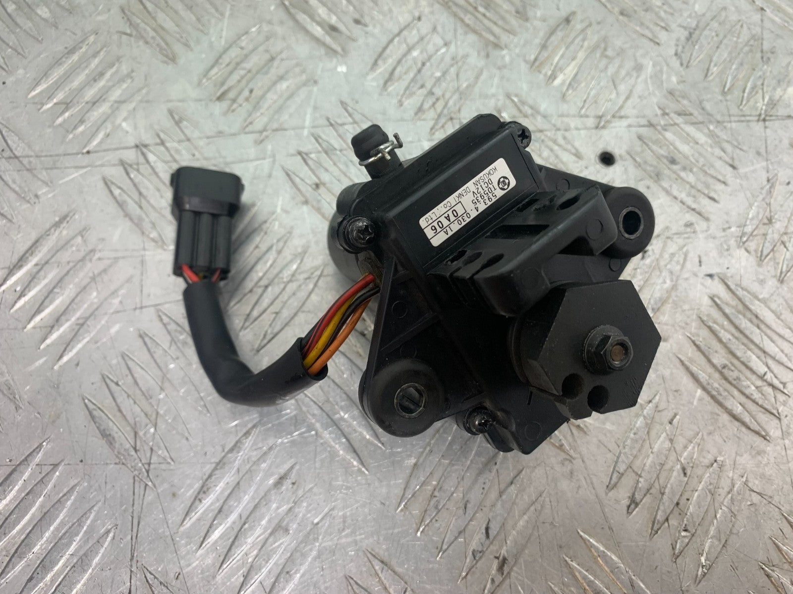 DUCATI 1198 S EXHAUST SERVO MOTOR  YEAR 2009-2011 (CMB1219)
