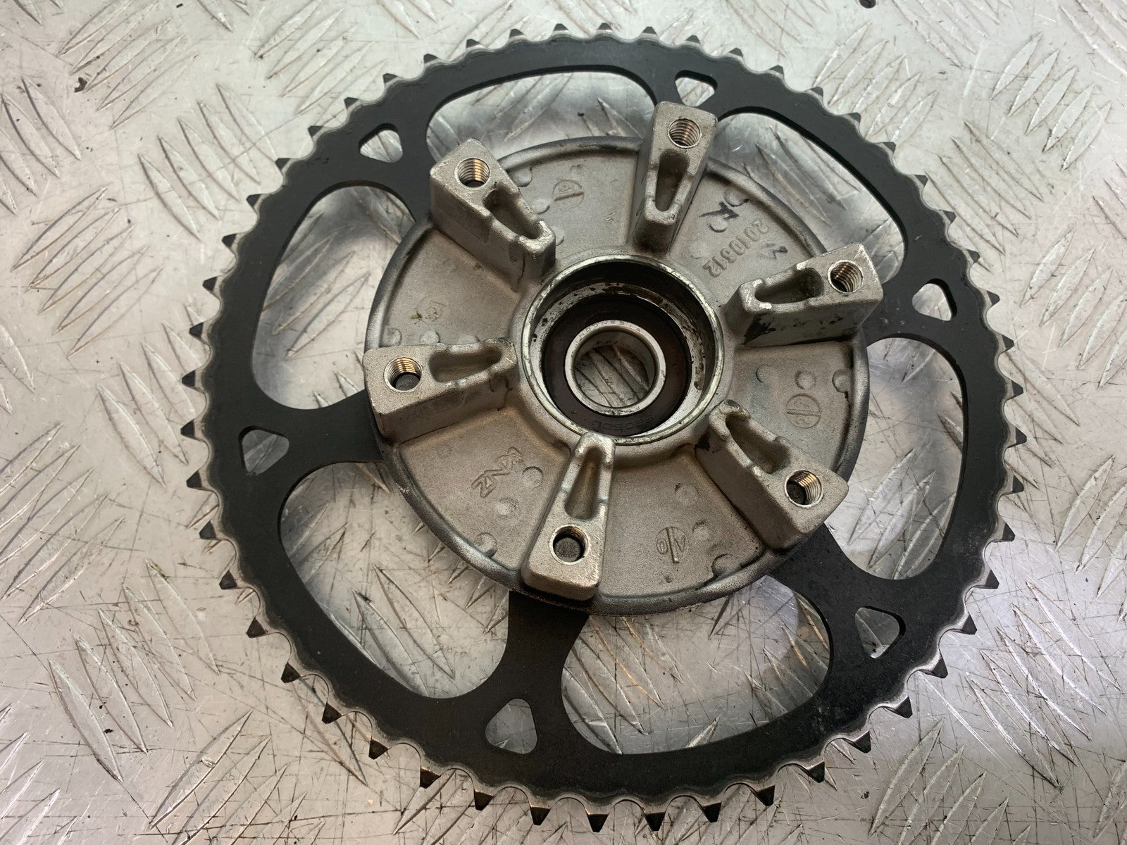 TRIUMPH TRIDENT 660 SPROCKET CARRIER  YEAR 2021-2024 (CMB1295)