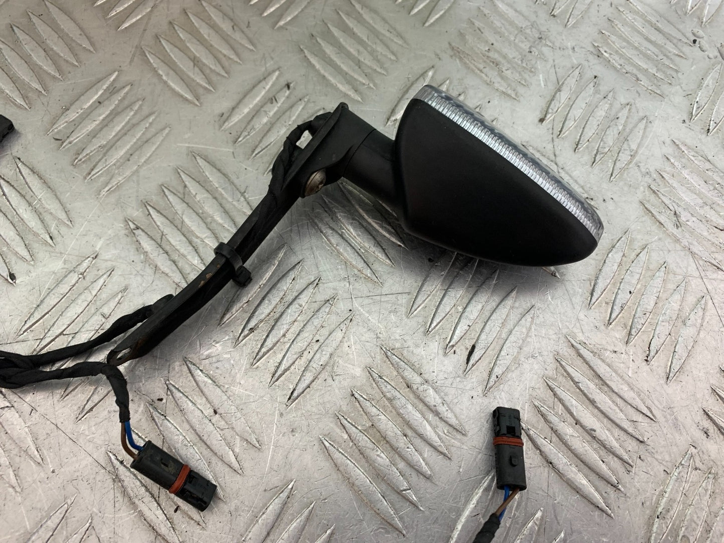 BMW F800 GT 3 X INDICATORS YEAR 2013-2017 (CMB1248)