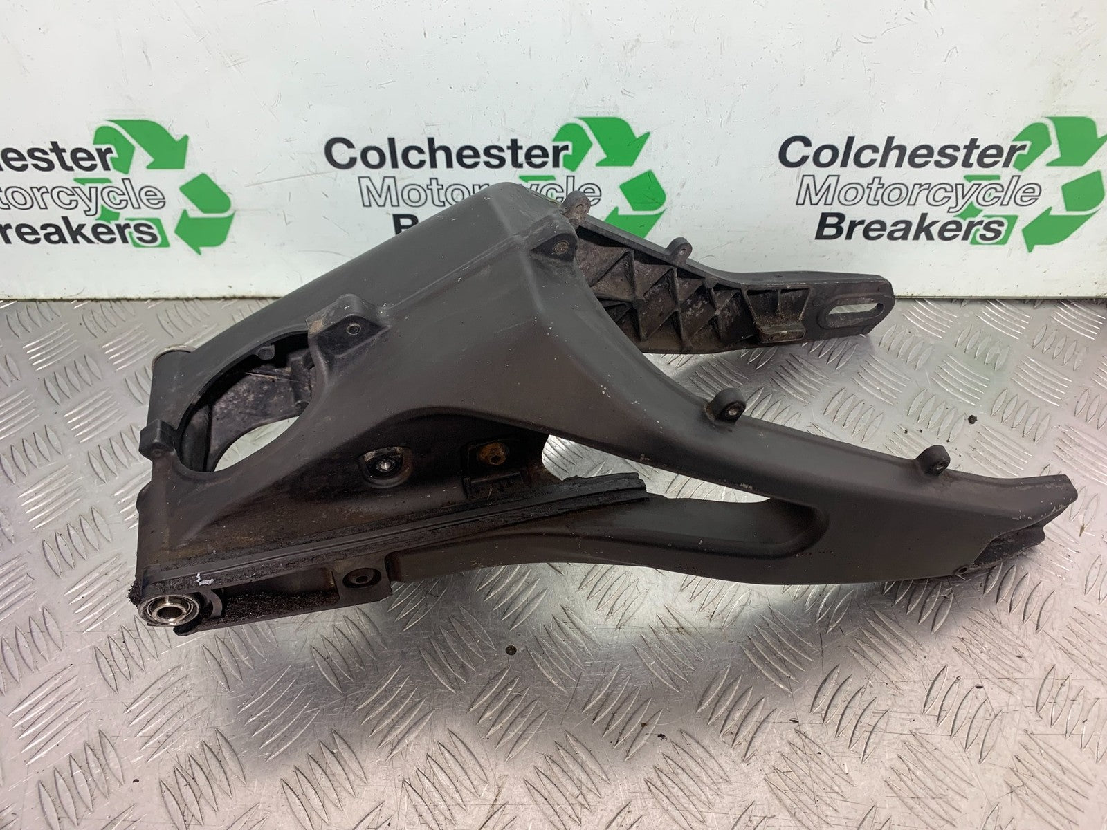 YAMAHA YZF-R125 YZF 125 SWINGARM  YEAR 2019-2022 (CMB1263)