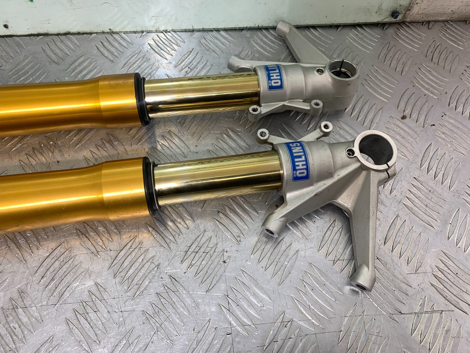 DUCATI 1198 S OHLINS FORKS   YEAR 2009-2011 (CMB1219)