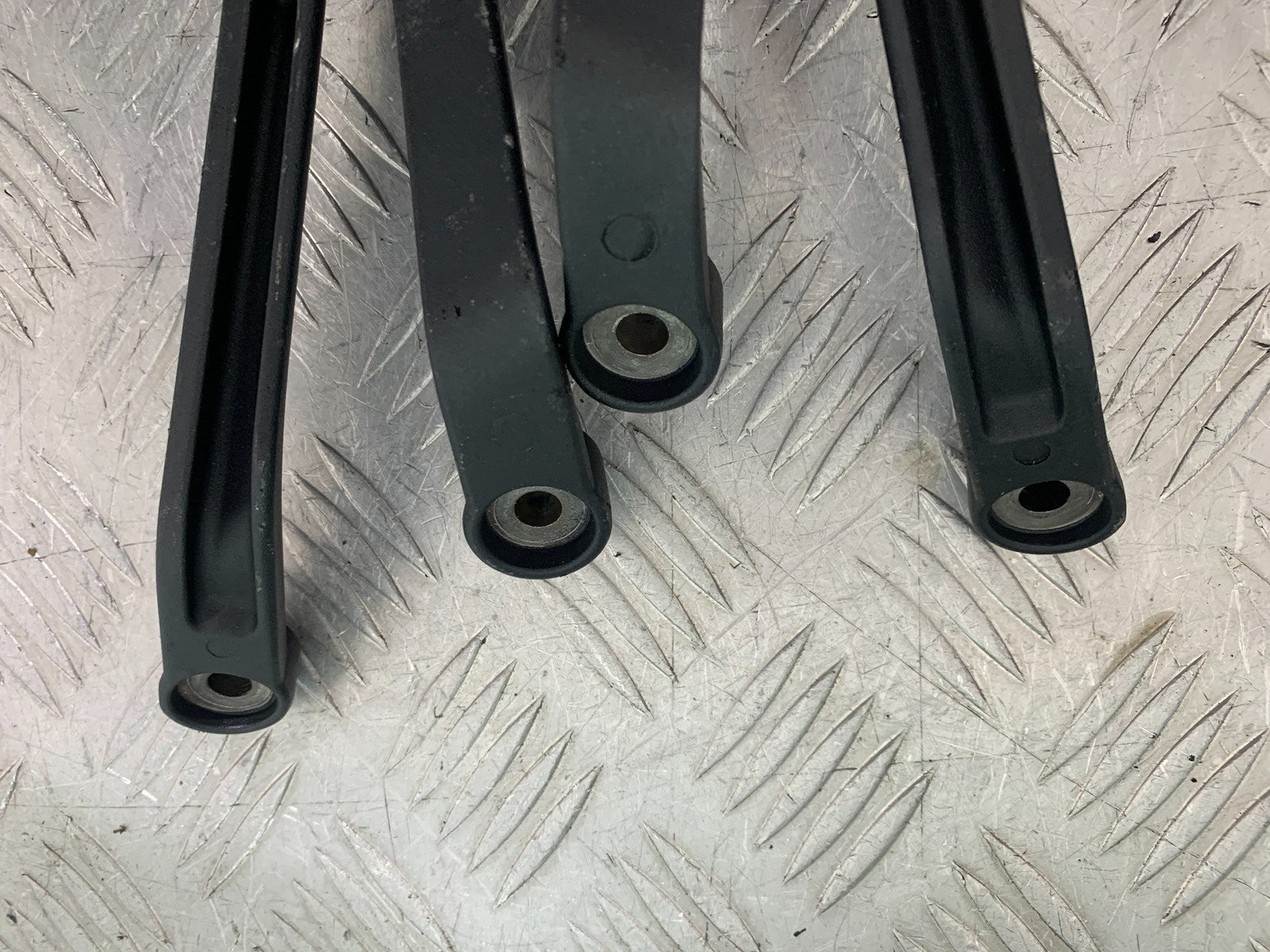 TRIUMPH 675 STREET TRIPLE RX REAR HANGER AND PEGS   2015- 2017 (CMB1299)