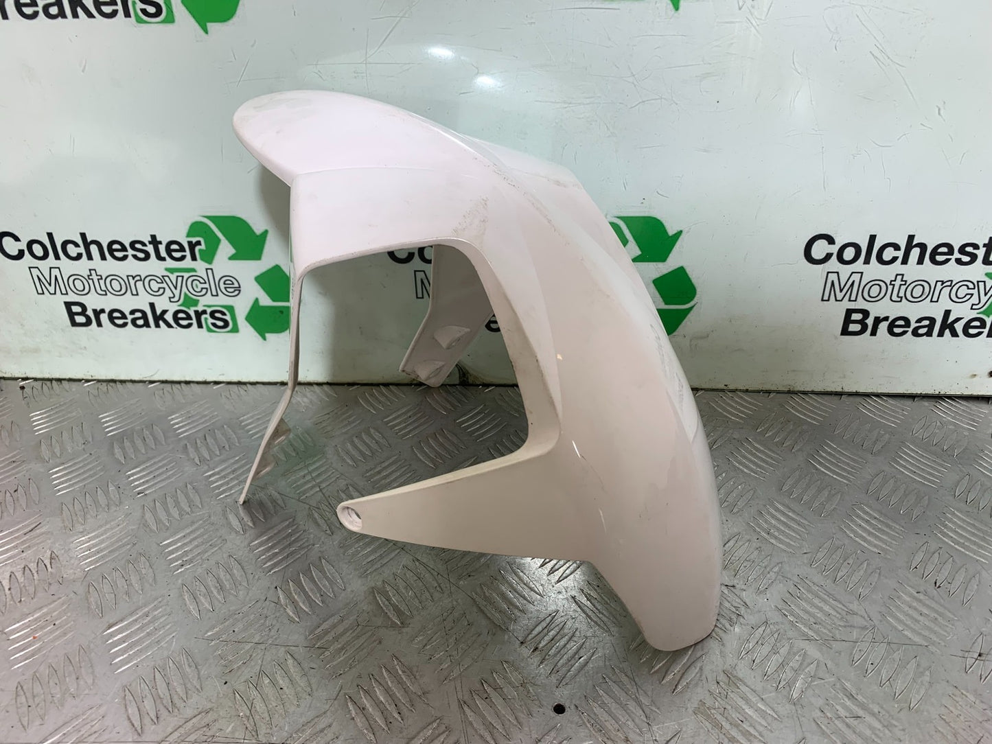 KTM 690 DUKE R LC4 FRONT MUDGUARD YEAR 2012-2015  (CMB1180)