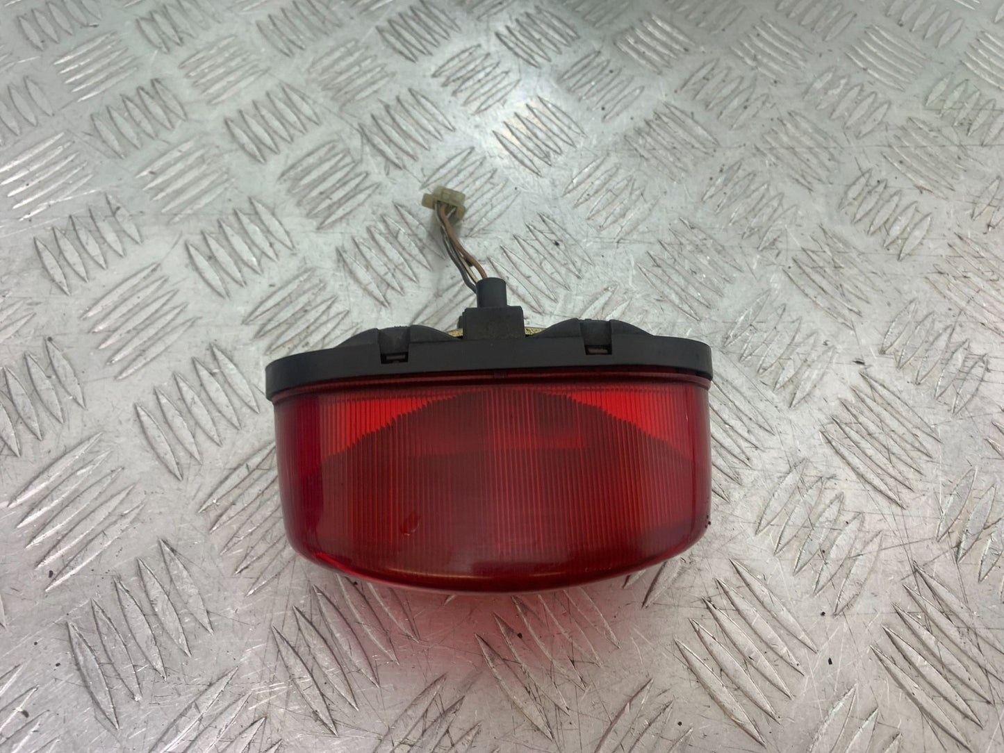 SUZUKI GSX750 INAZUMA REAR LIGHT  YEAR 1998-2003 (CMB1308)