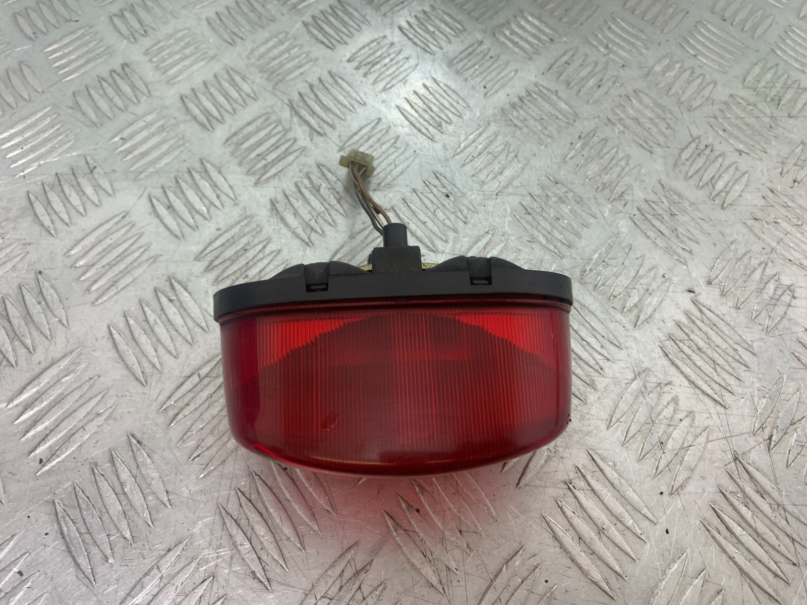 SUZUKI GSX750 INAZUMA REAR LIGHT  YEAR 1998-2003 (CMB1308)