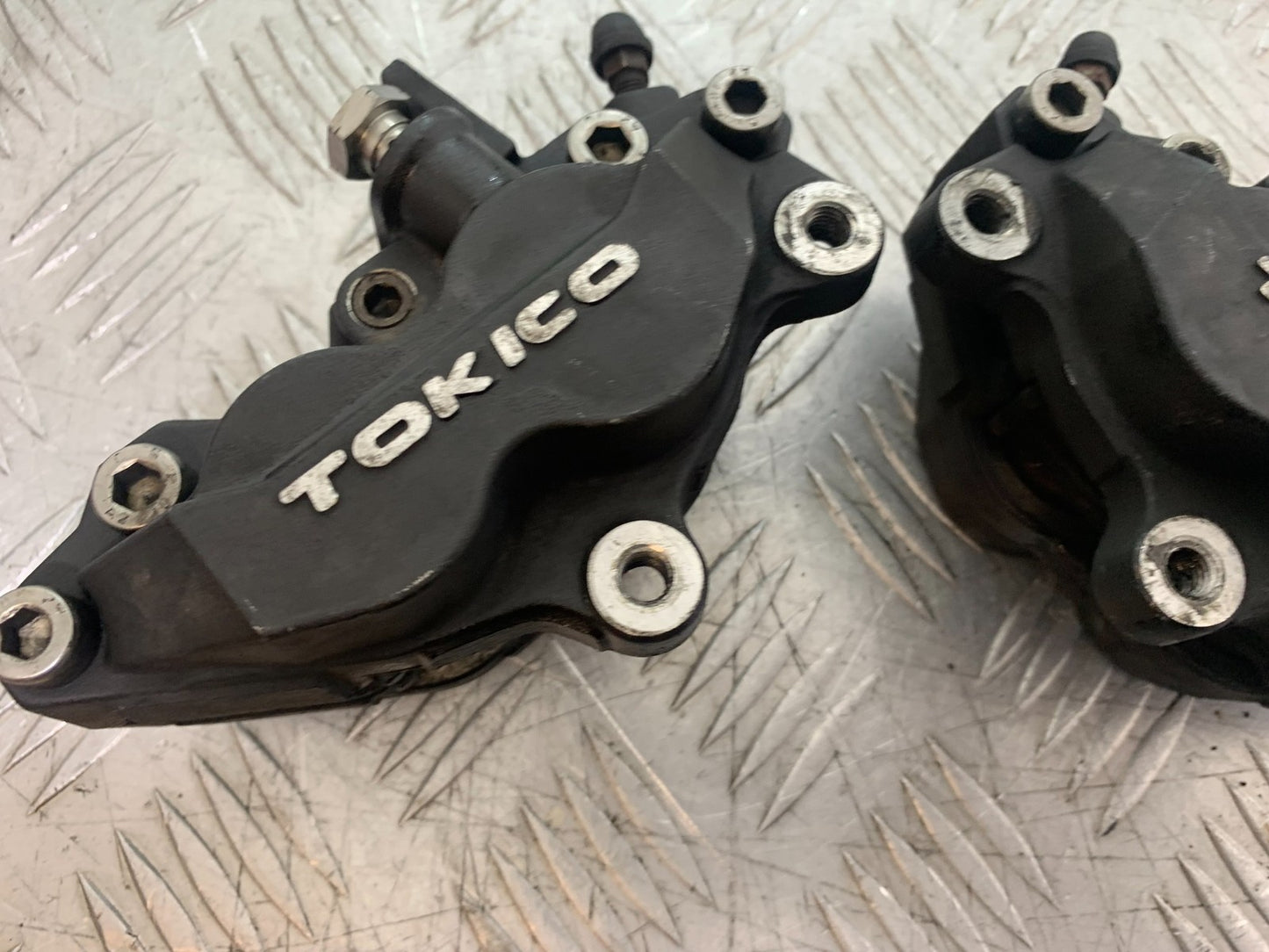 SUZUKI SV1000 SV 1000 S FRONT BRAKE CALIPERS   YEAR 2003-2007 (CMB1293)