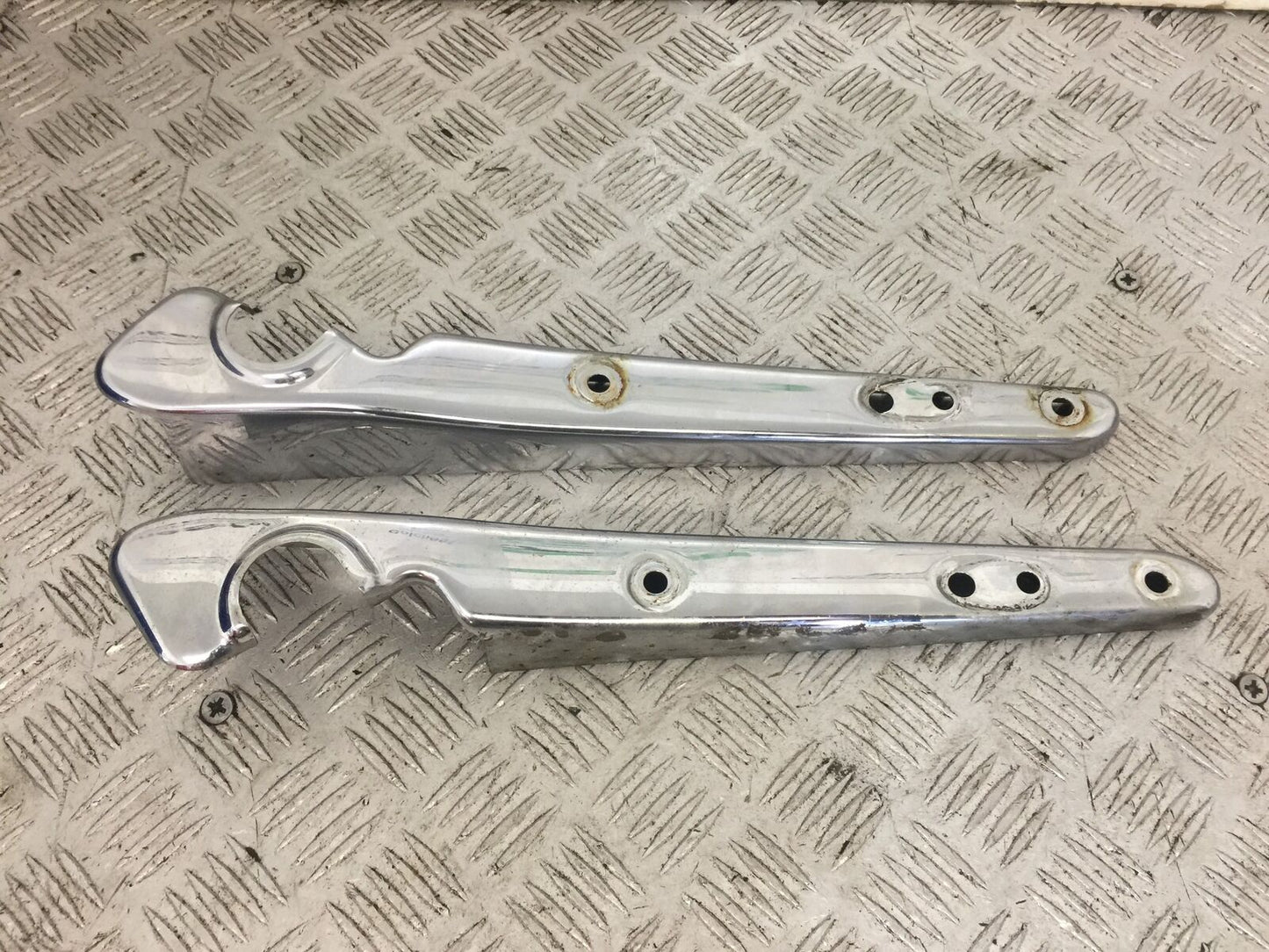 HARLEY DAVIDSON XL1200 SPORTSTER CHROME MUDGUARD INFILLS  YEAR 2006 (STOCK 751)