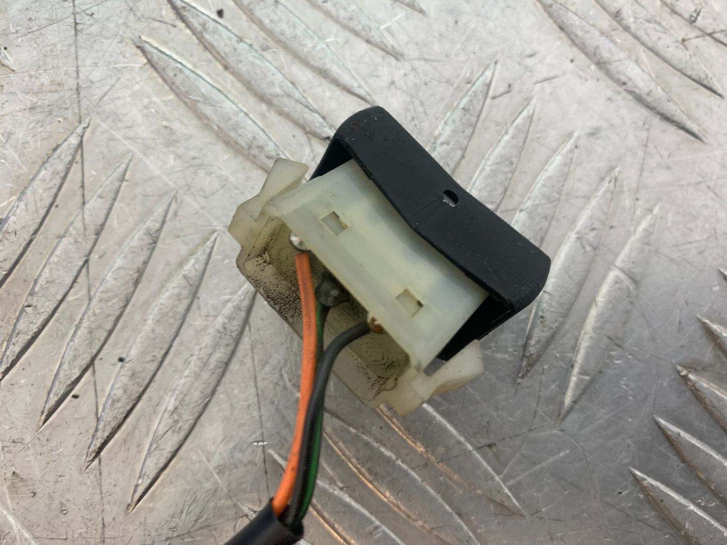 BMW R850 R R850R HEATED GRIP SWITCH  YEAR 1994-2002 (CMB1170)