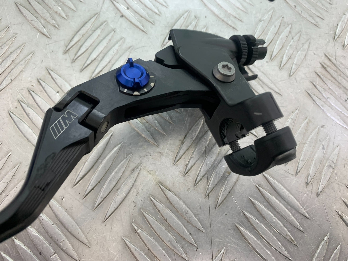 BMW M1000 R CLUTCH LEVER AND BRACKET  YEAR 2023-2024 (CMB1140)