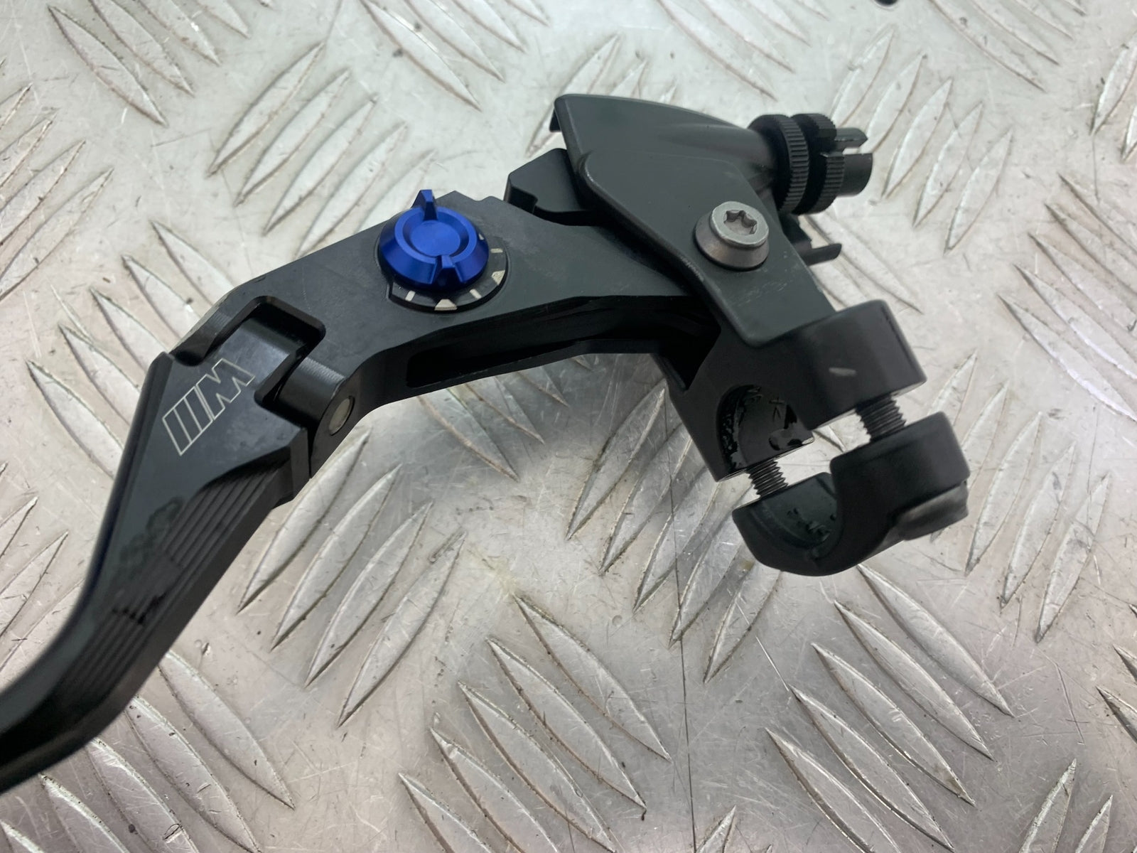 BMW M1000 R CLUTCH LEVER AND BRACKET  YEAR 2023-2024 (CMB1140)