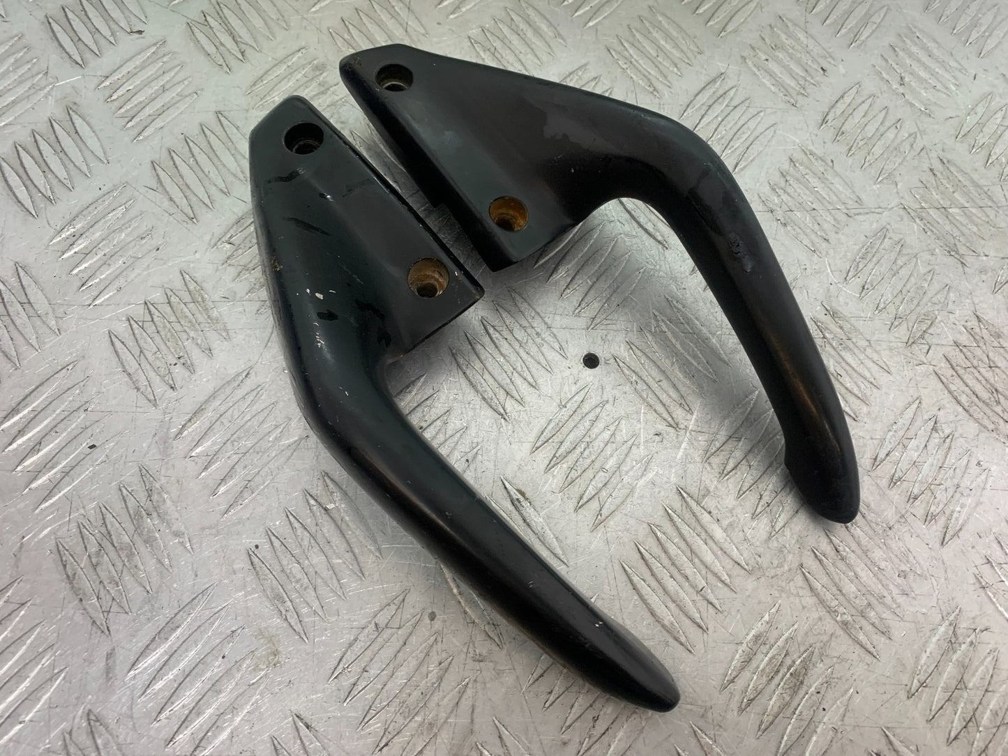 HONDA CBF600 CBF 600 GRAB RAILS  YEAR 2004-07  (CMB1305)