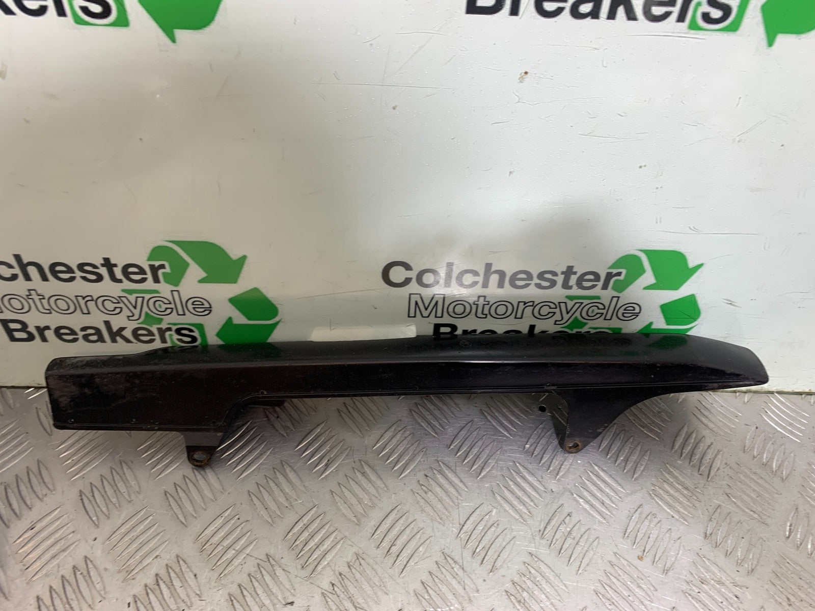 HONDA CBF600 CBF 600 CHAIN GUARD   YEAR 2004-07  (CMB1305)