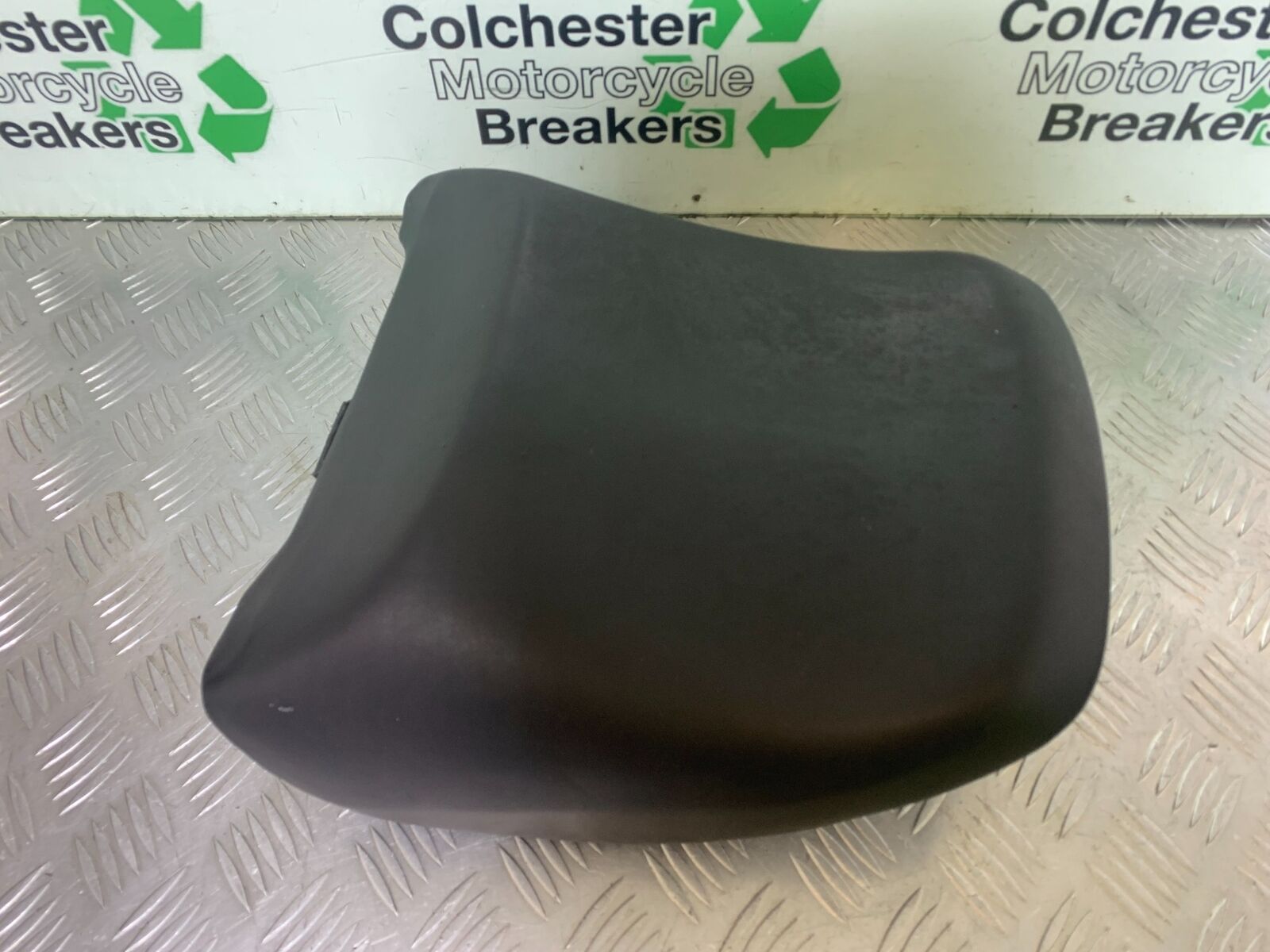 BMW R1100 RT R 1100 RT REAR SEAT   YEAR 1996-2001 (CMB1095)