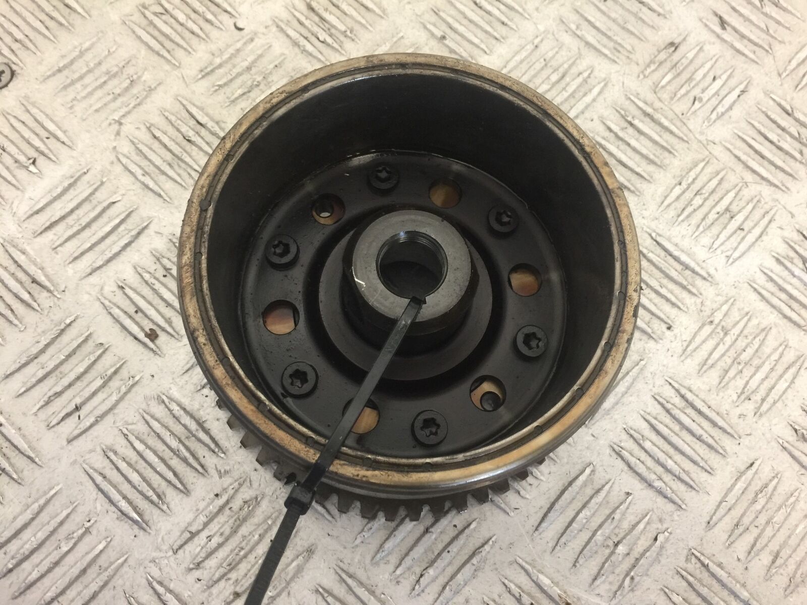 HONDA CBR1100 BLACKBIRD STARTER CLUTCH YEAR 2000-07 (STOCK 522)