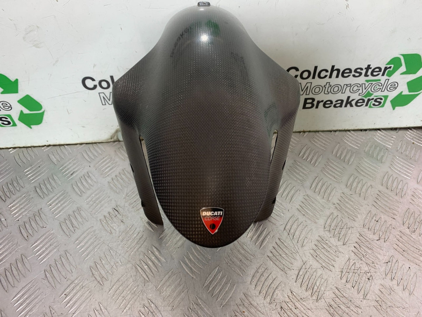DUCATI 848 CARBON FRONT MUDGUARD   YEAR 2008-2010 (CMB1323)