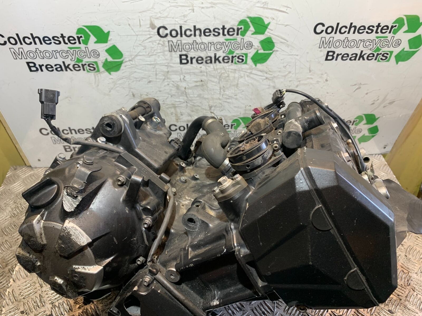 KAWASAKI Z1000 ENGINE YEAR 2007-2009  (STOCK 927)