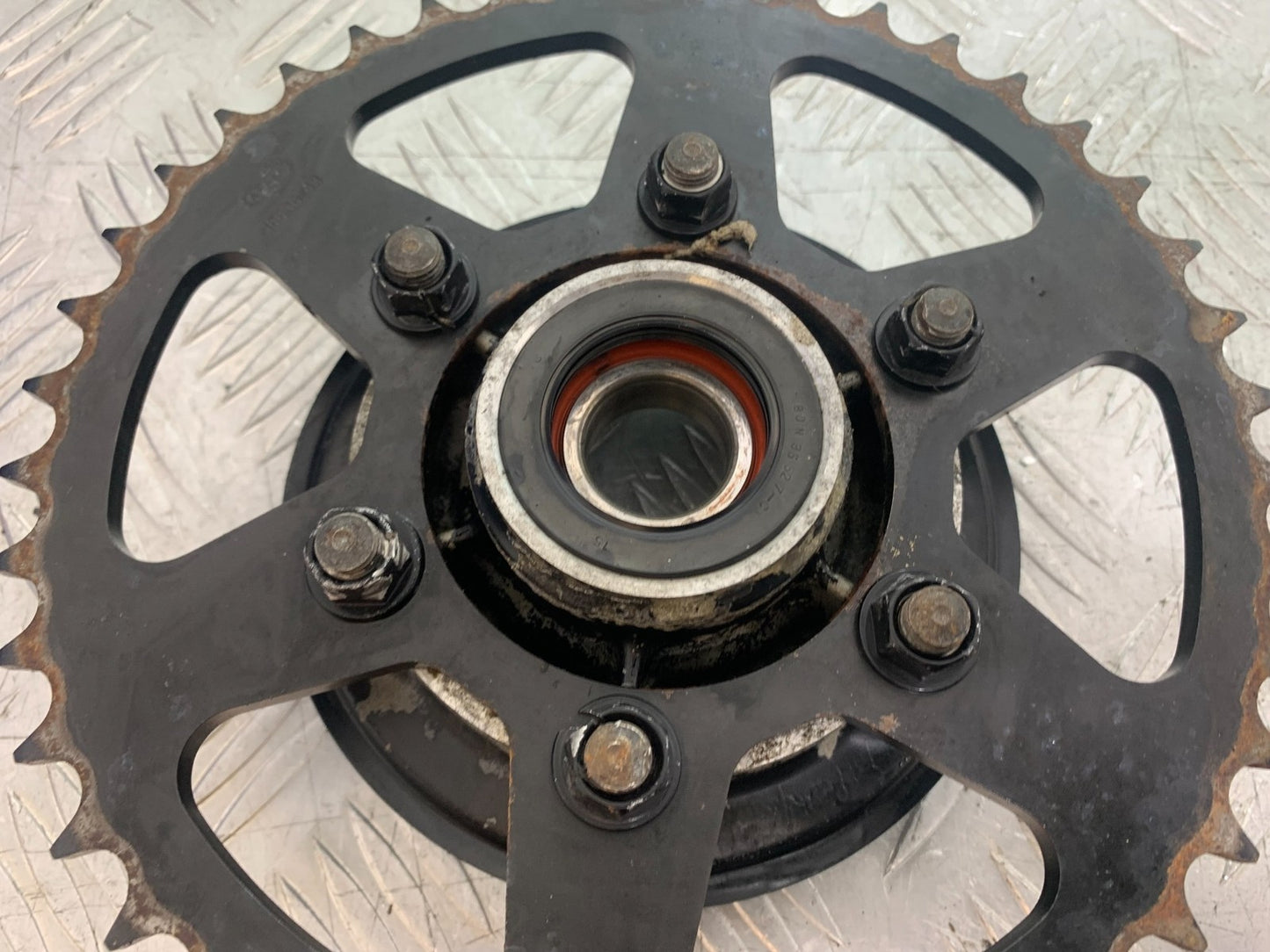 KAWASAKI Z750 Z 750 SPROCKET CARRIER  YEAR 2004-2006  (CMB1234)