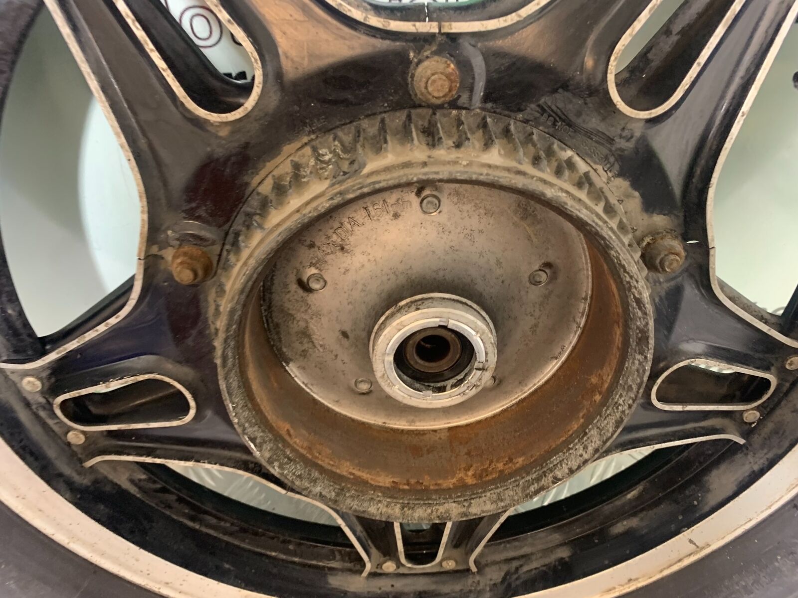 HONDA CX500 CX 500 REAR WHEEL  YEAR 1980 (CMB1131)
