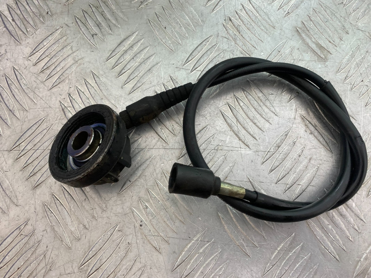 YAMAHA YBR125 CUSTOM SPEEDO DRIVE AND CABLE  YEAR 2008-2016 (CMB1192)
