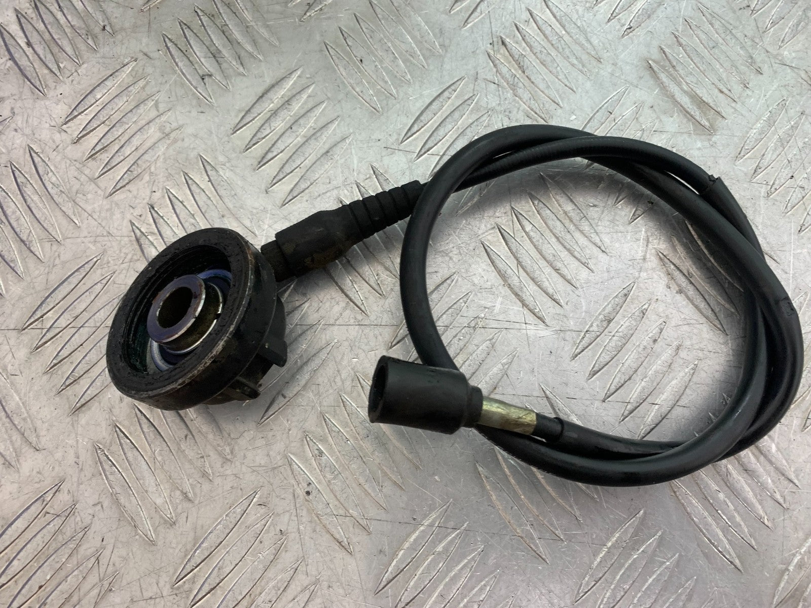 YAMAHA YBR125 CUSTOM SPEEDO DRIVE AND CABLE  YEAR 2008-2016 (CMB1192)