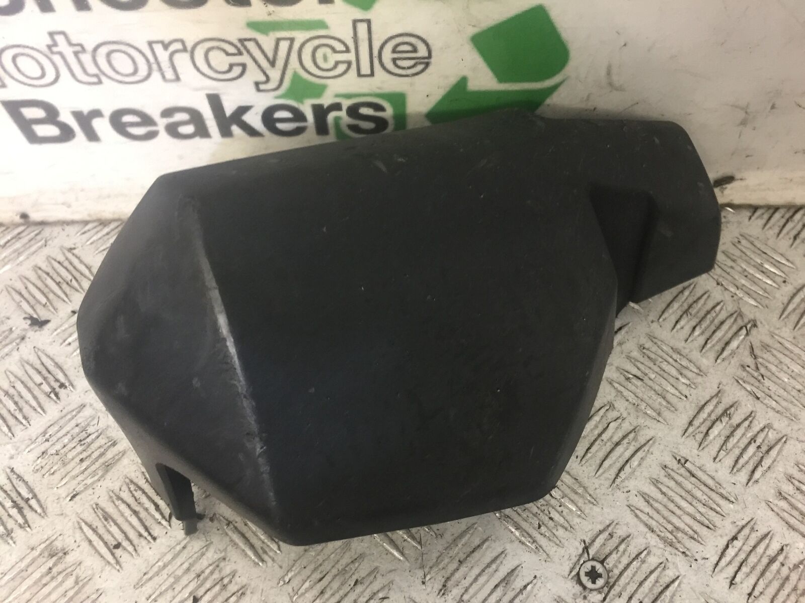 SUZUKI DL 650 V-STROM LEFT HAND GUARD   YEAR 2017 (STOCK 638)