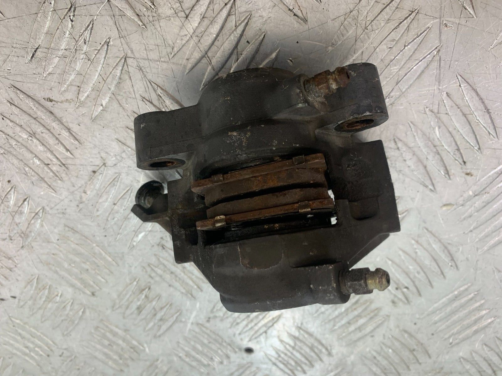 YAMAHA YZF R1 4XV REAR CALIPER   YEAR 1998-99 (CMB1291)