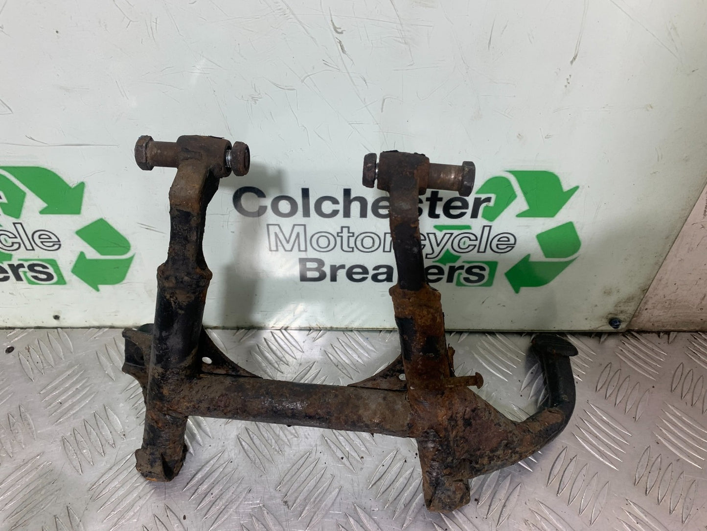 KAWASAKI GTR1400 GTR 1400 CENTER STAND  YEAR 2007-2009 (CMB1306)