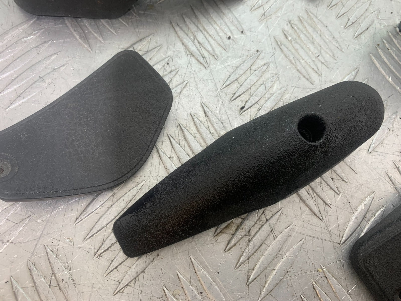 PIAGGIO MP3 250 ie INFILL PANELS  YEAR 2007 (CMB1307)