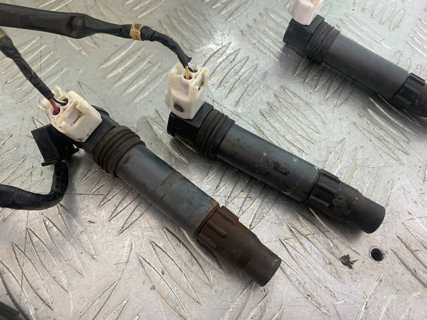HONDA CBR600 CBR 600 RR COILS YEAR 2003-2004 CMB1173)