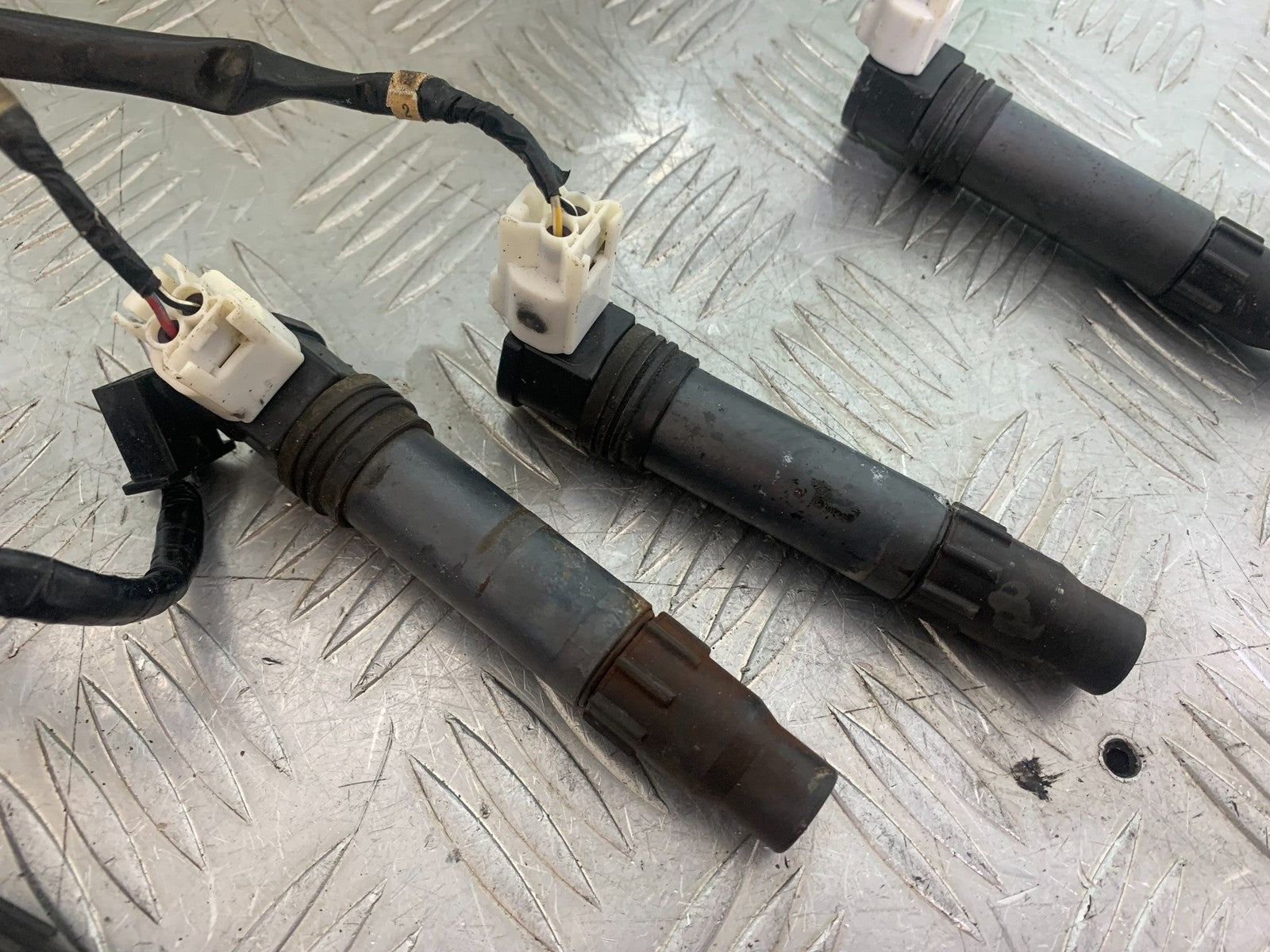 HONDA CBR600 CBR 600 RR COILS YEAR 2003-2004 CMB1173)