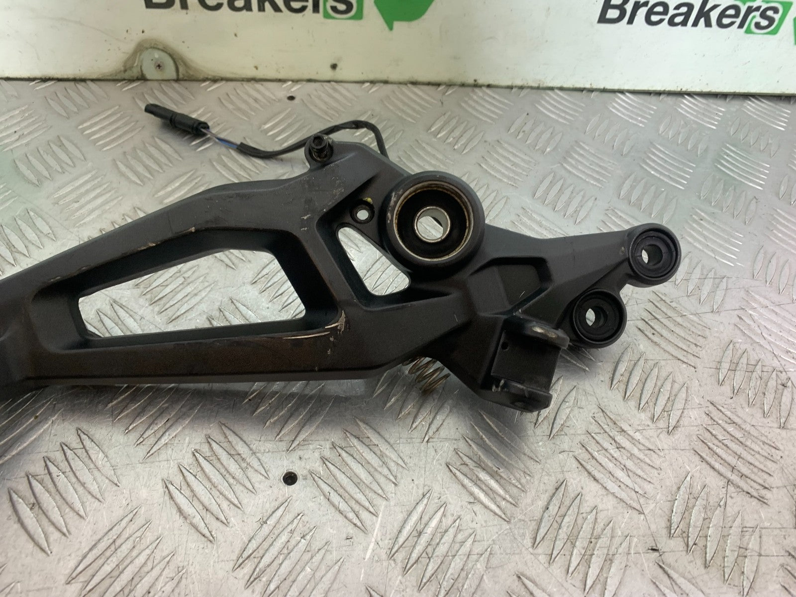 DUCATI 937 MONSTER RIGHT HANGER  YEAR 2021-2024 (CMB1270)