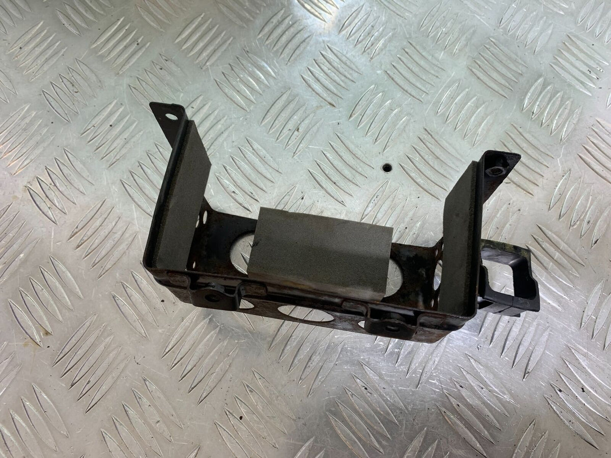 SUZUKI RF900 RF 900 BATTERY BOX   YEAR 1994-1999 (CMB1020)