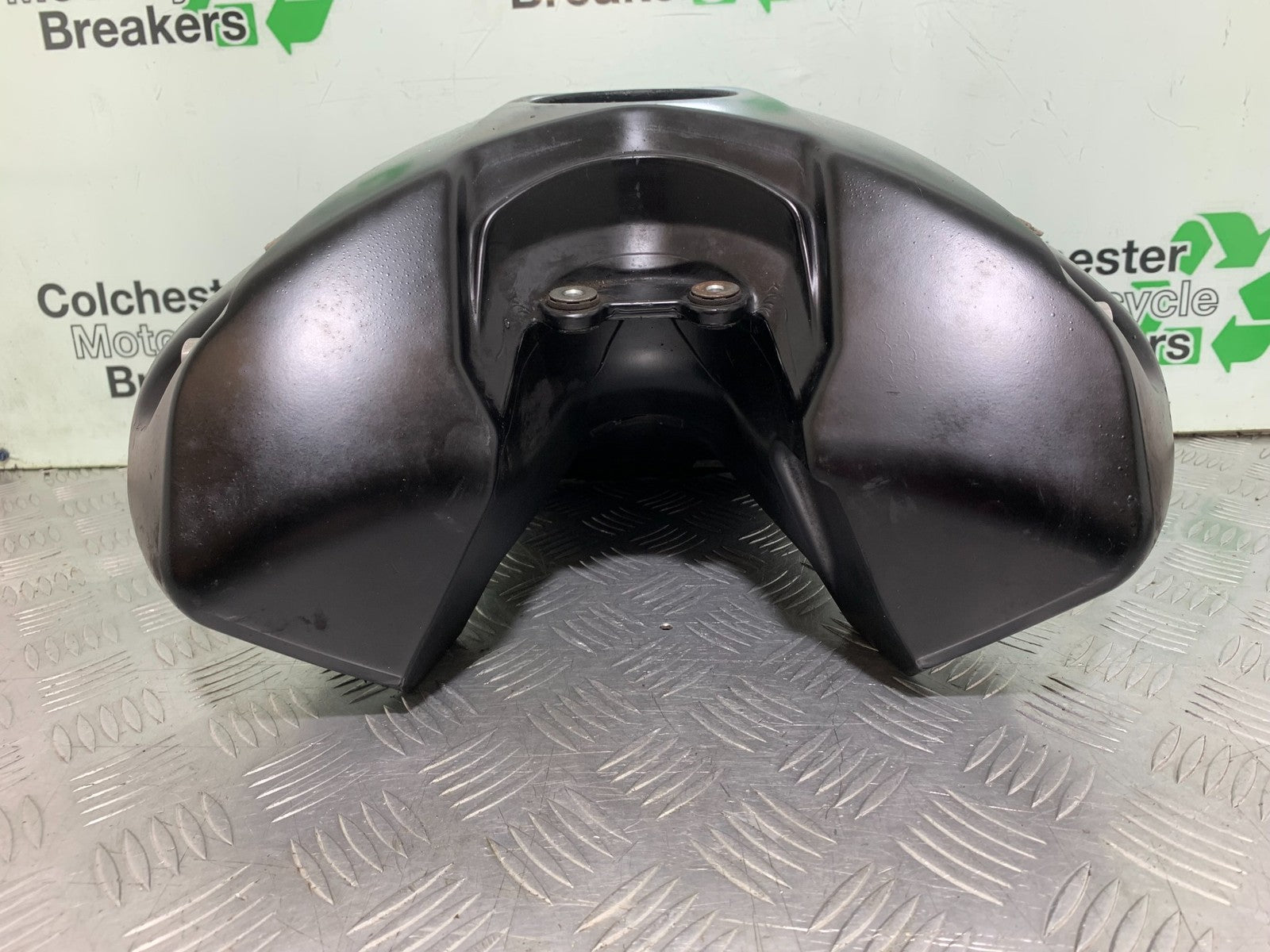 KTM 690 DUKE R LC4 FUEL PETROL TANK YEAR 2012-2015  (CMB1180)