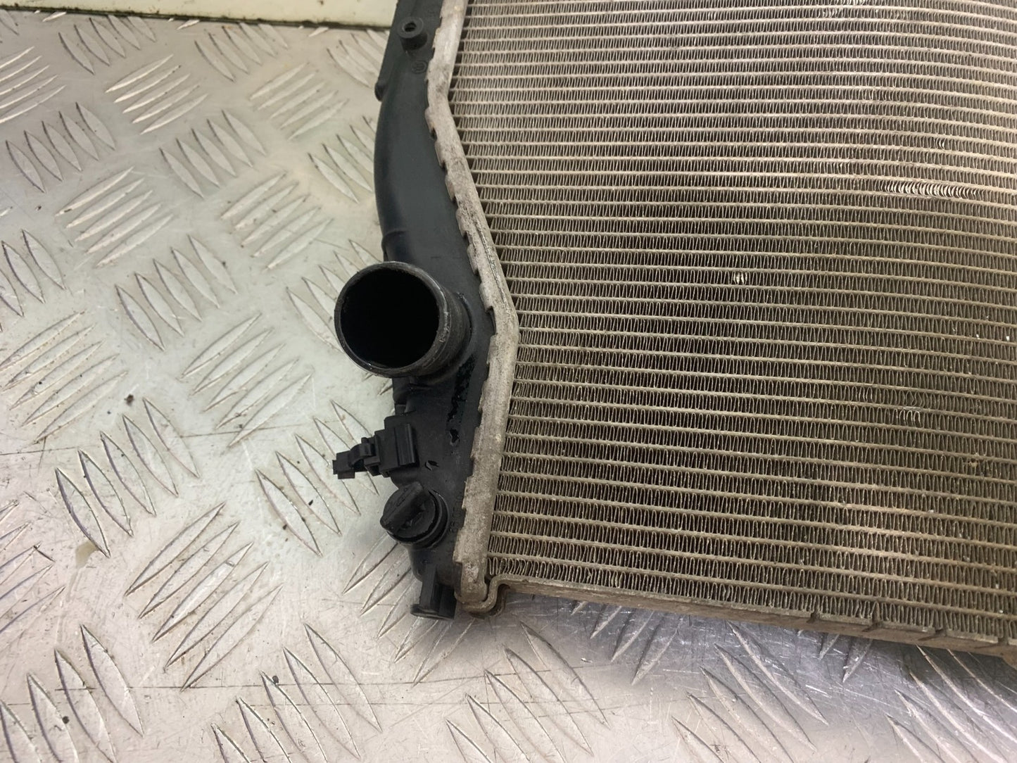 BMW S1000 RR RADIATOR  YEAR 2015-2018 (CMB1246)