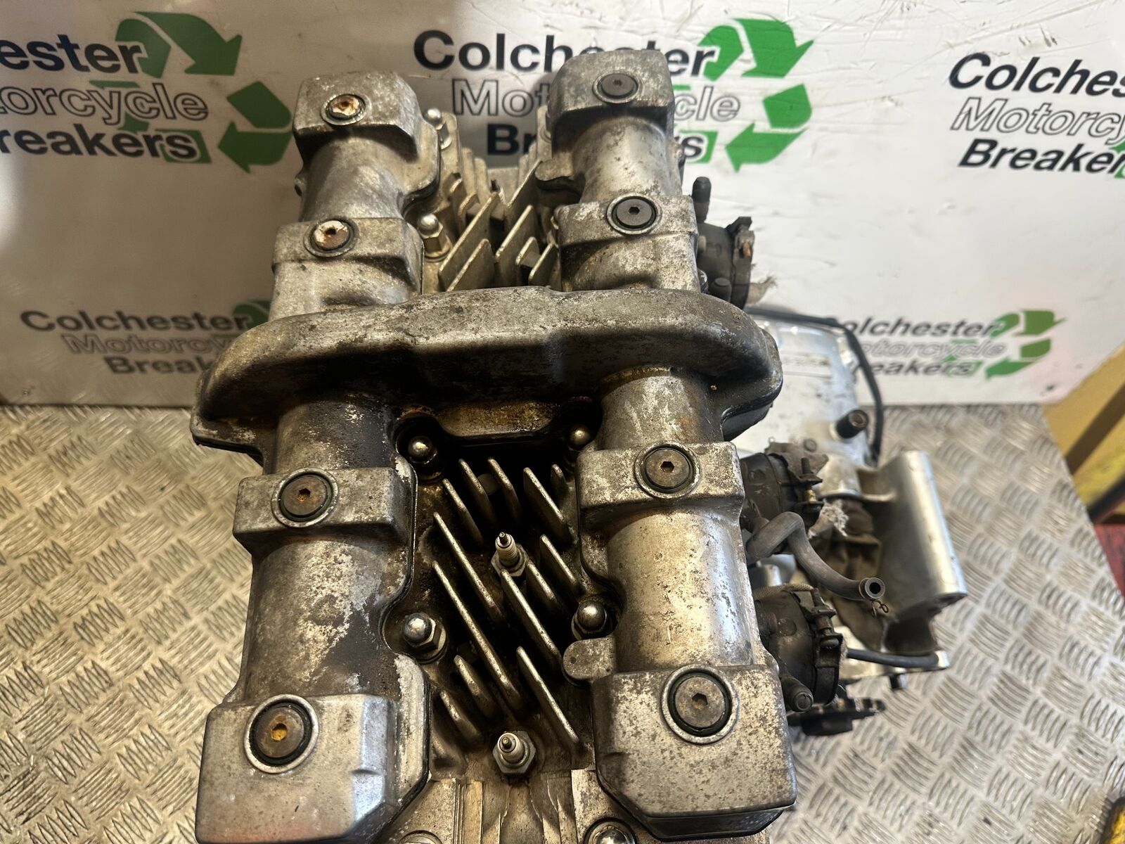 YAMAHA XJR1300 XJR 1300 YEAR 1999-2003 (CMB1119)