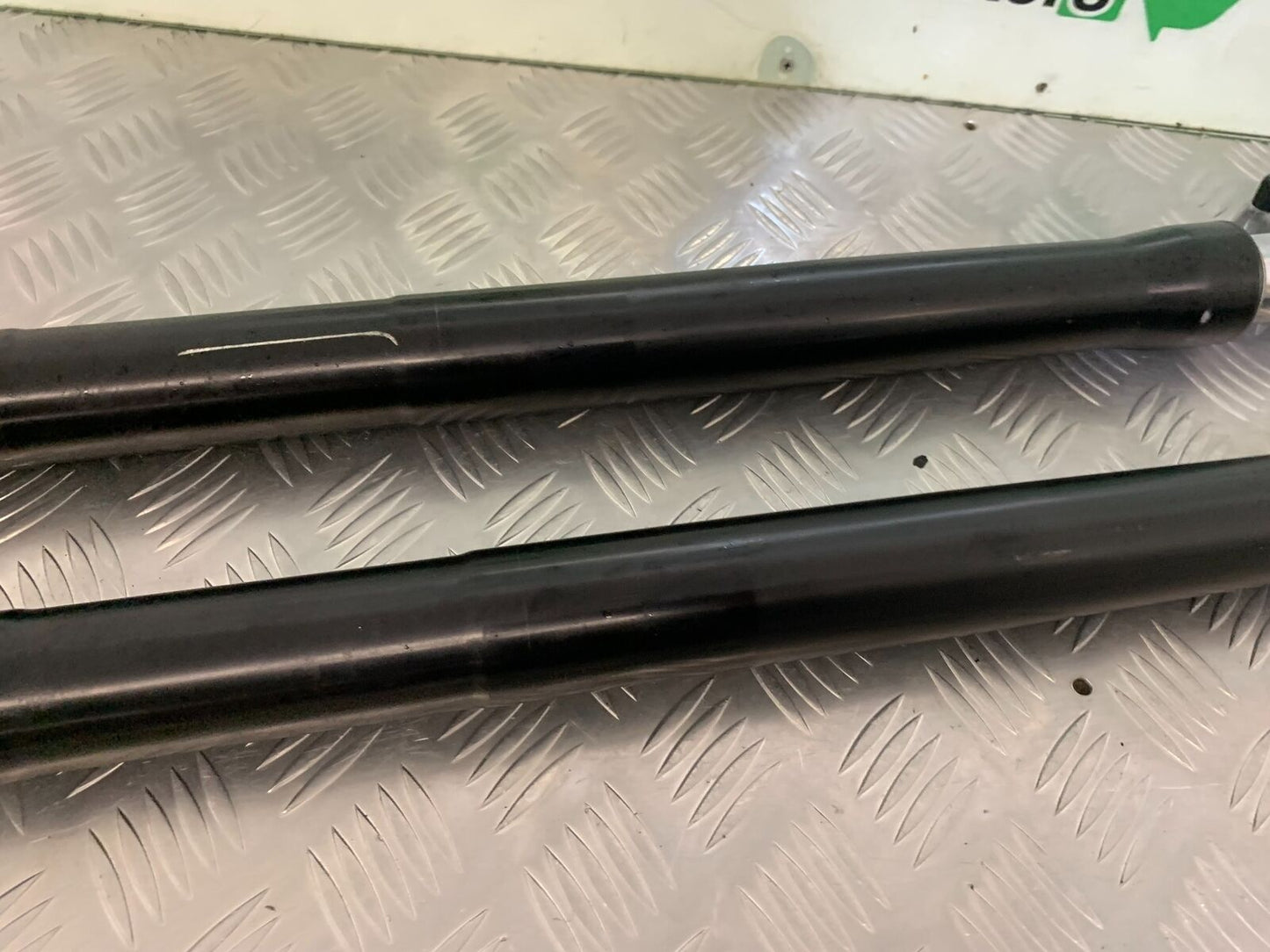 KTM 640 DUKE 2 FORKS   YEAR 2000-2006 (STOCK 988)