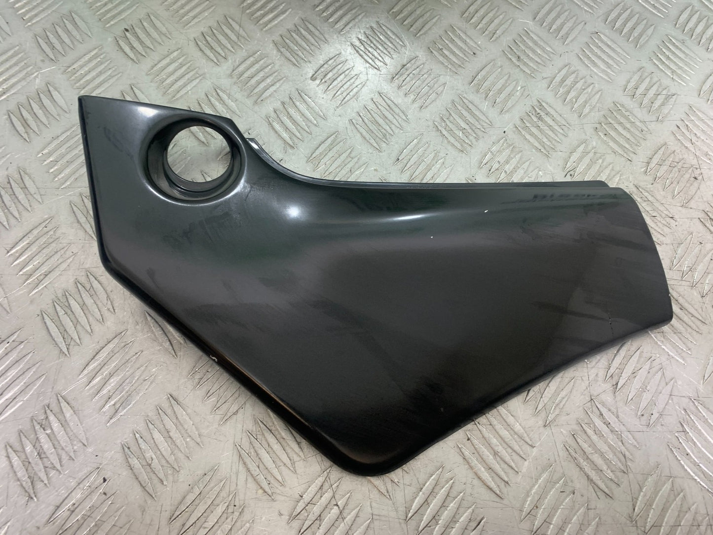 HONDA NTV 600 REVERE LEFT SEAT PANEL YEAR 1988-1996  (CMB1281)