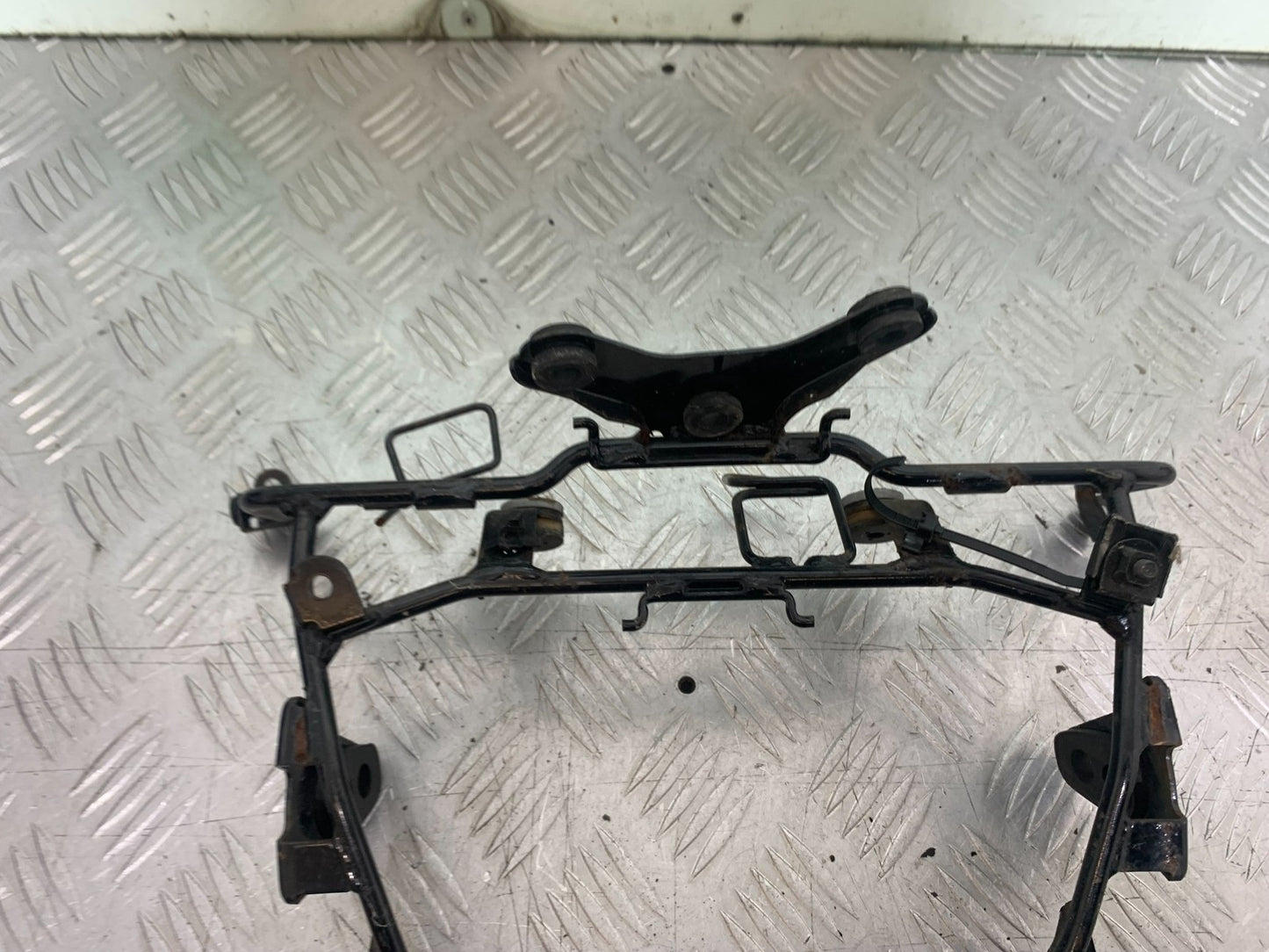 KAWASAKI Z750 Z 750 FAIRING BRACKET  YEAR 2004-2006  (CMB1234)
