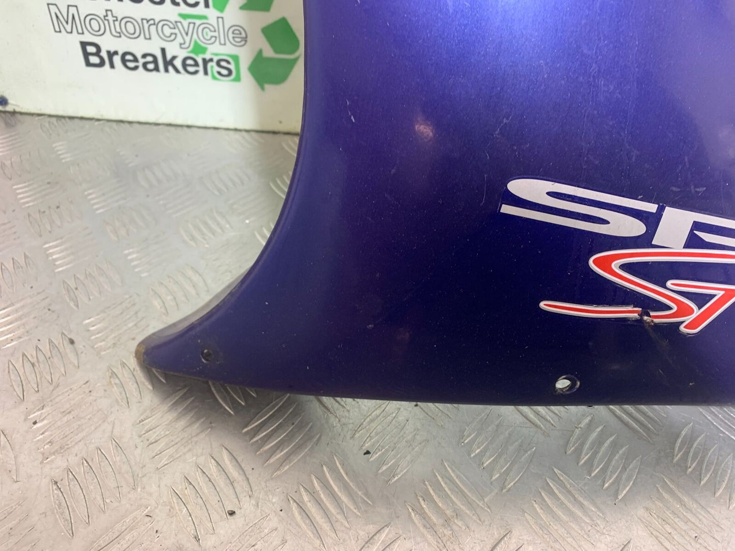 TRIUMPH 955i SPRINT ST LEFT FAIRING PANEL  YEAR 1999-2004 (CMB1124)