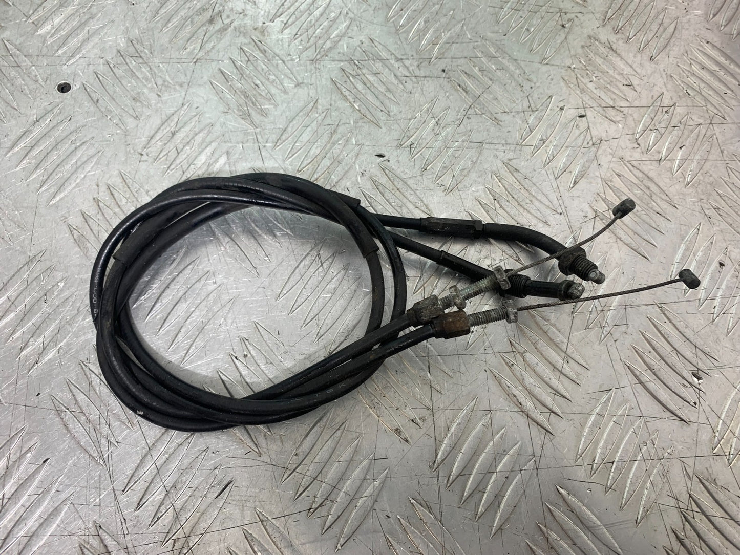 HONDA VFR800 PRE V-TEC THROTTLE CABLES  YEAR 1998-2001 (CMB1233)