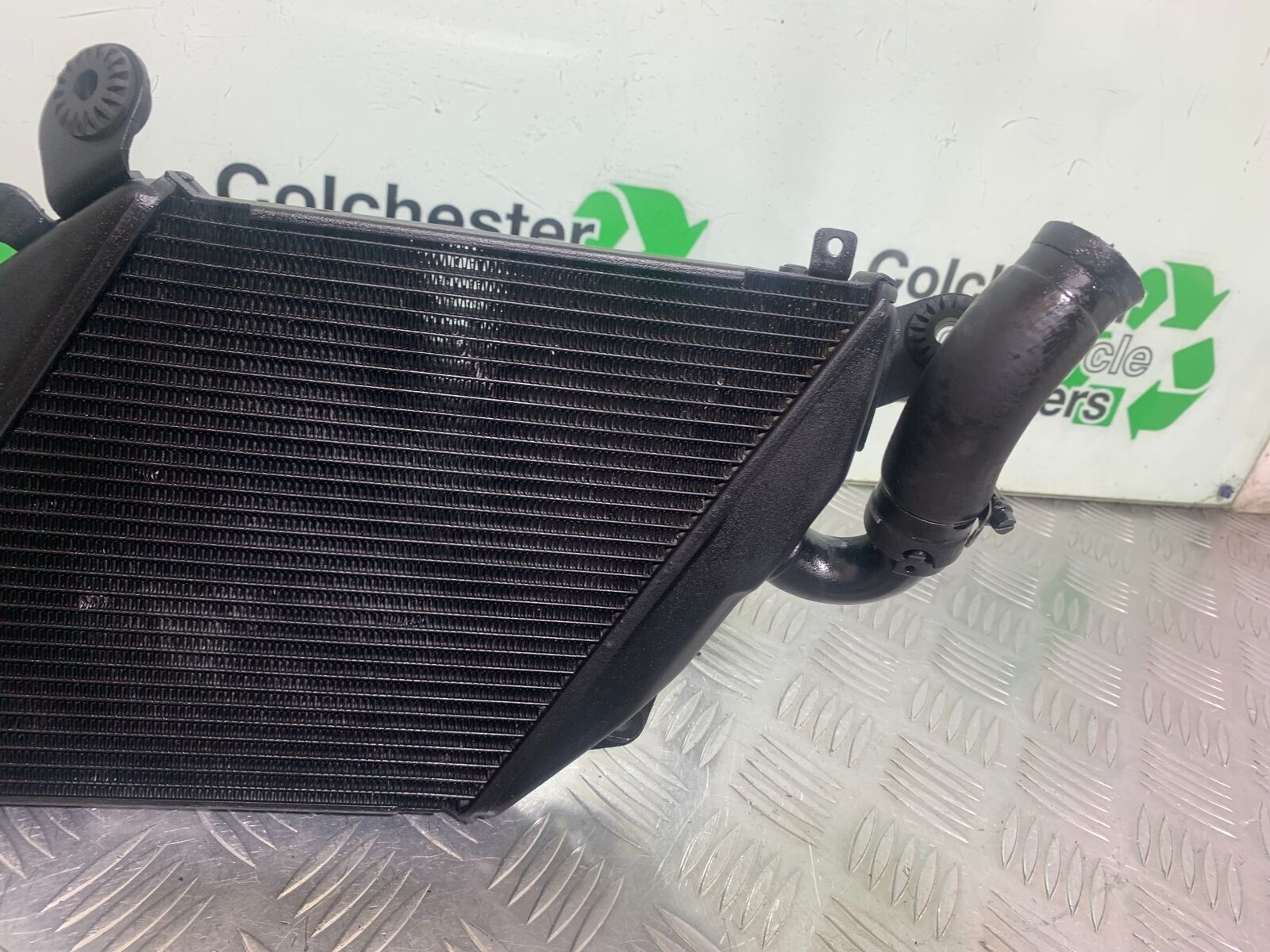 DUCATI DIAVEL 1200 LEFT RADIATOR  YEAR 2014-17 (CMB1054)